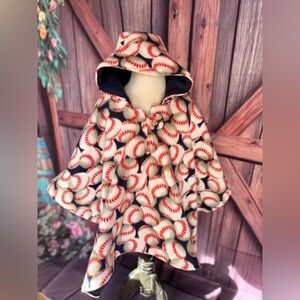 Adorable Hooded Car Seat Poncho